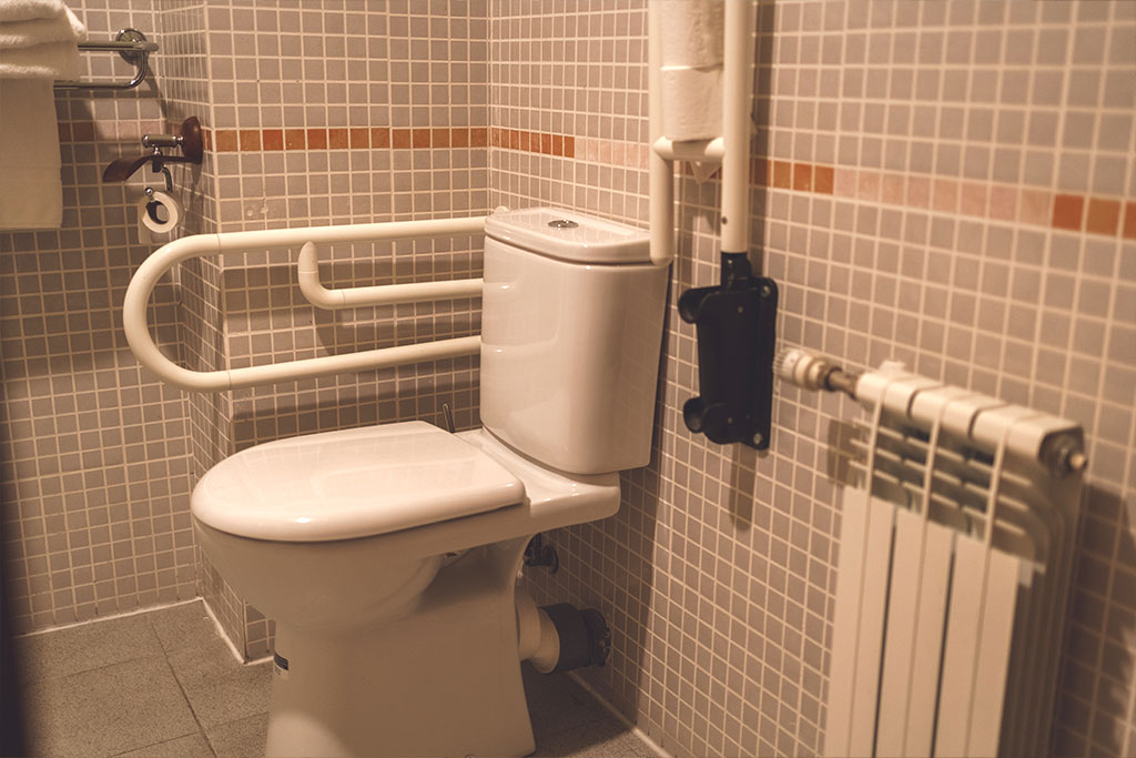 WC adaptados a minusválidos